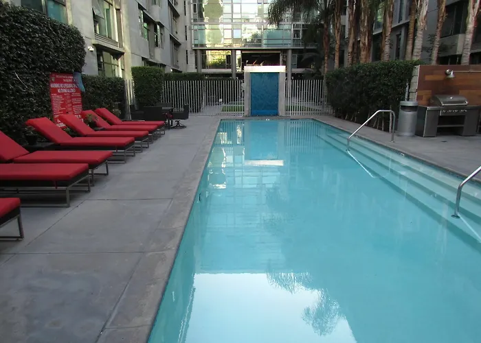 Luxury Loft Next To Staples Center